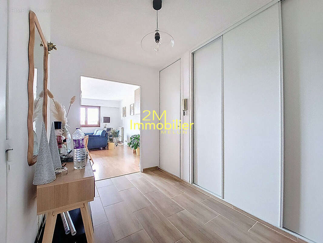 Appartement à MELUN