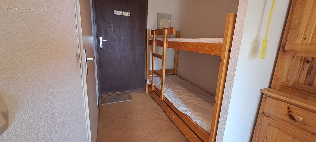 Appartement à MORILLON