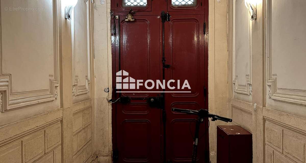 Appartement à MARSEILLE-2E