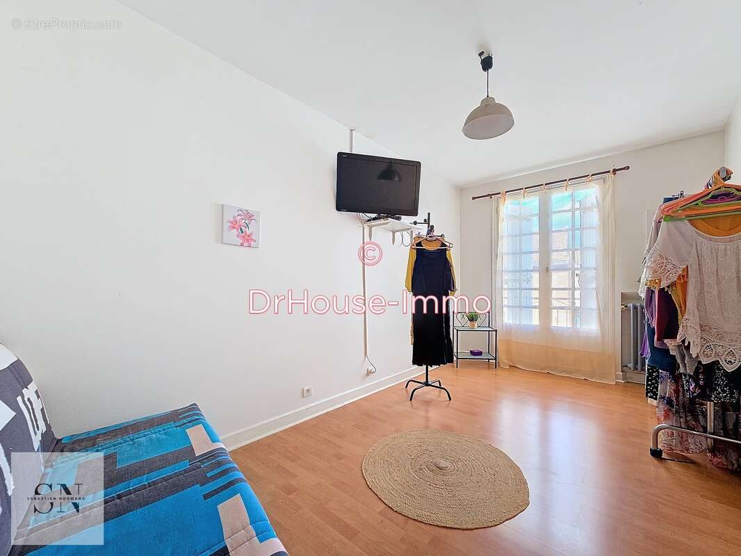 Maison à SAINTE-LIVRADE-SUR-LOT