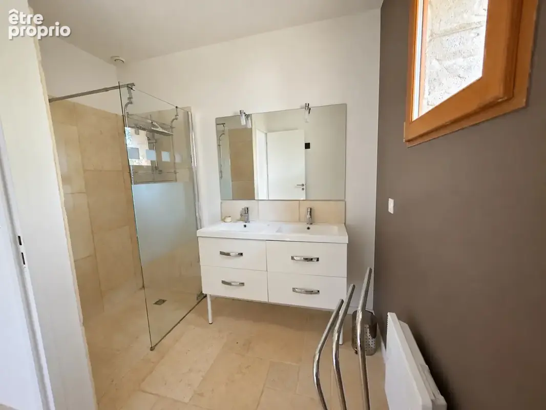 Maison de 170 m2 et maison de 70 m2, piscine, jardin 4230 m2 LAURIS (84) - photo 18