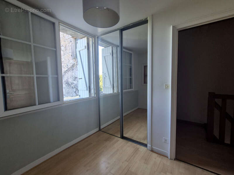 Maison à SAINT-MEZARD