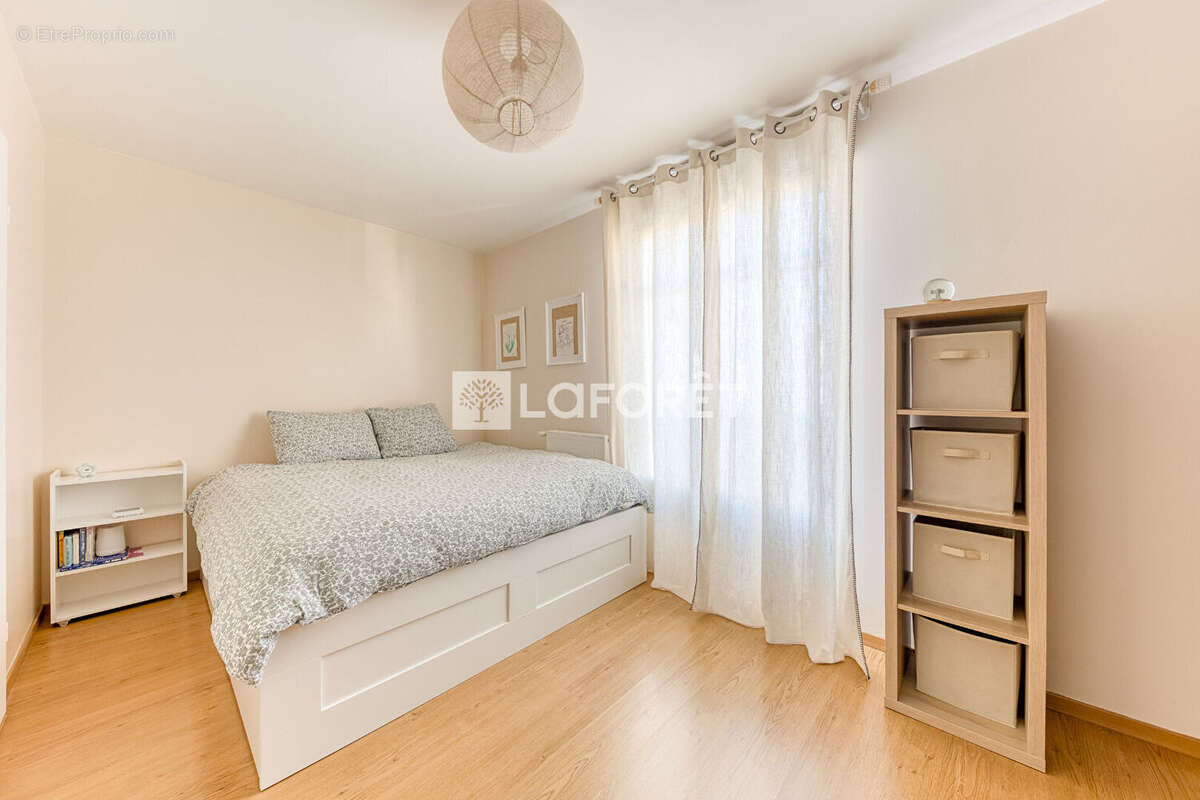 Maison à LA QUEUE-EN-BRIE