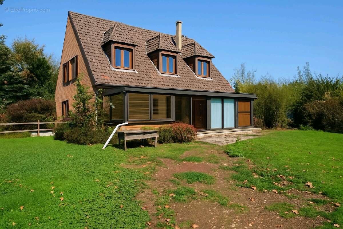 Maison à LE TRANSLOY