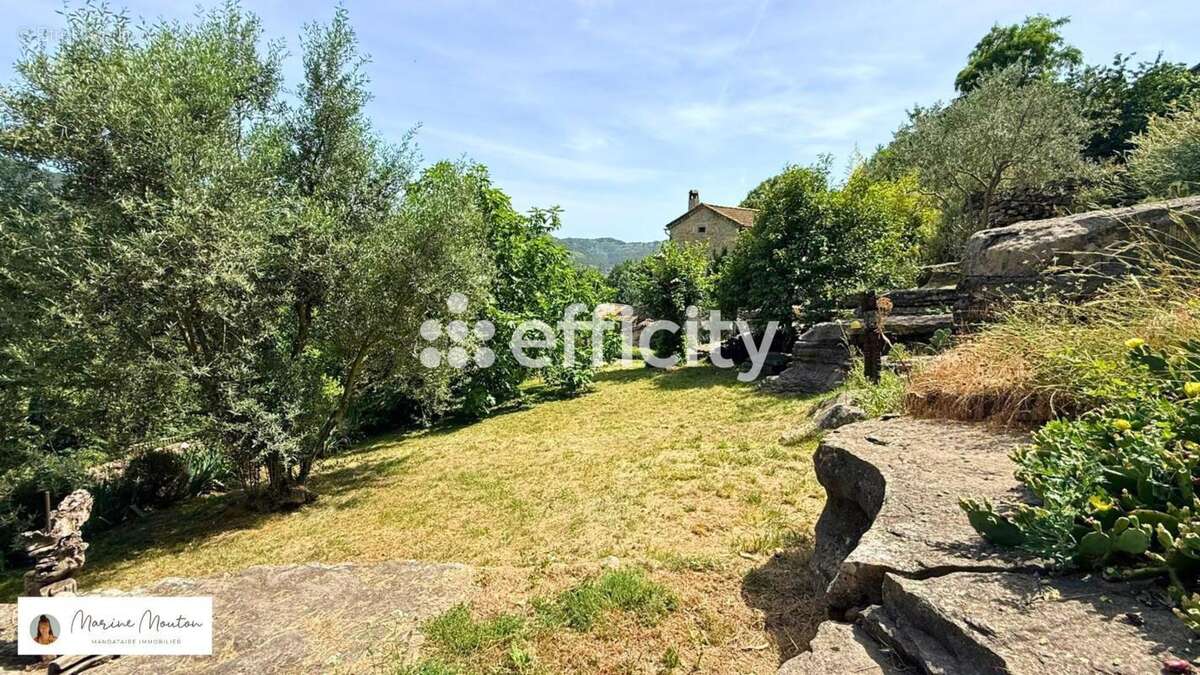 Maison 73 m² à Vesseaux  - photo 13