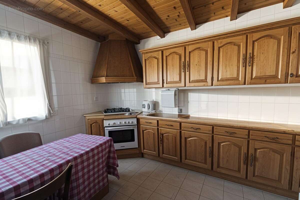 Maison à CLERMONT-FERRAND