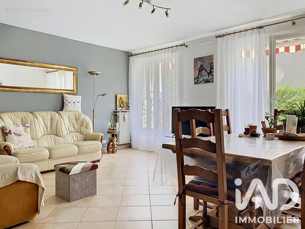 Photo 1 - Appartement à DOURDAN