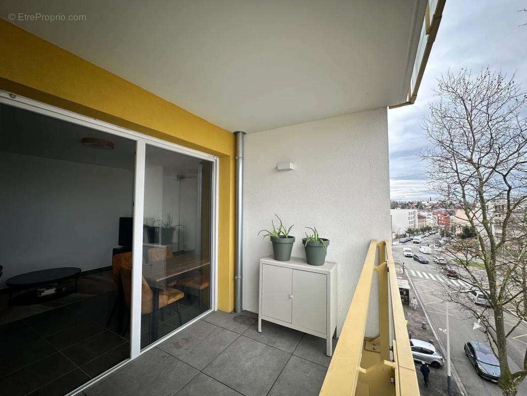 Appartement à VENISSIEUX