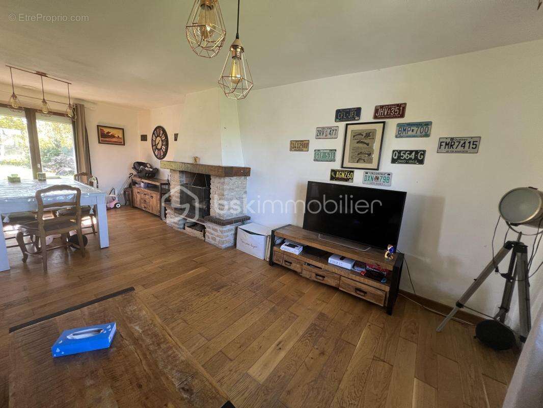 Belle maison 121 m2 de plain-pied avec tres grand jardin de 4500m2 - photo 6