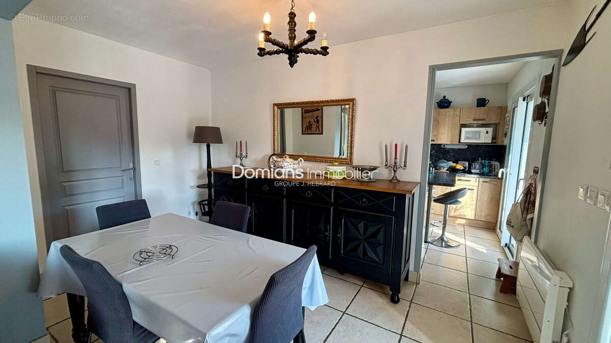 Maison 155 m² à Saint-Cyprien  - photo 5