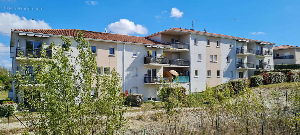 Appartement à BASSENS