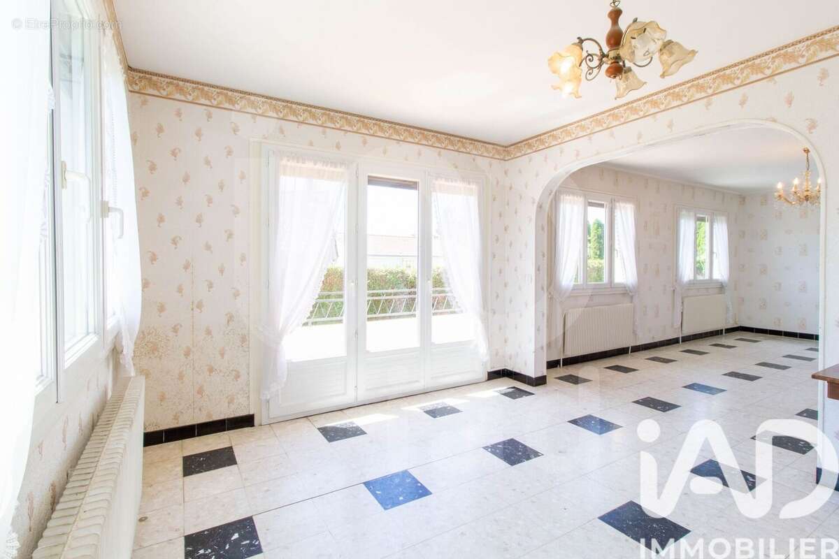 Photo 7 - Maison à THOUROTTE
