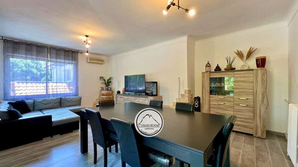 Pau nord – maison 178 m² – 4 chambres – deux espaces de vie indépendants – garage – jardin - photo 2