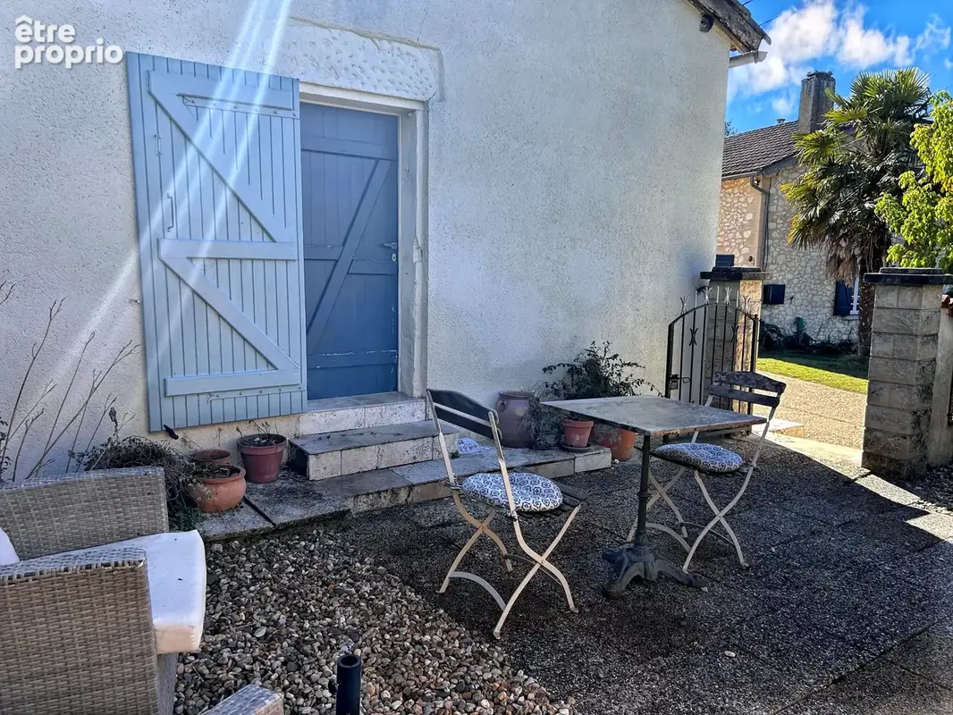 Superbe maison de 3 chambres avec maison d'amis indépendante, piscine et potentiel d’activité - photo 16