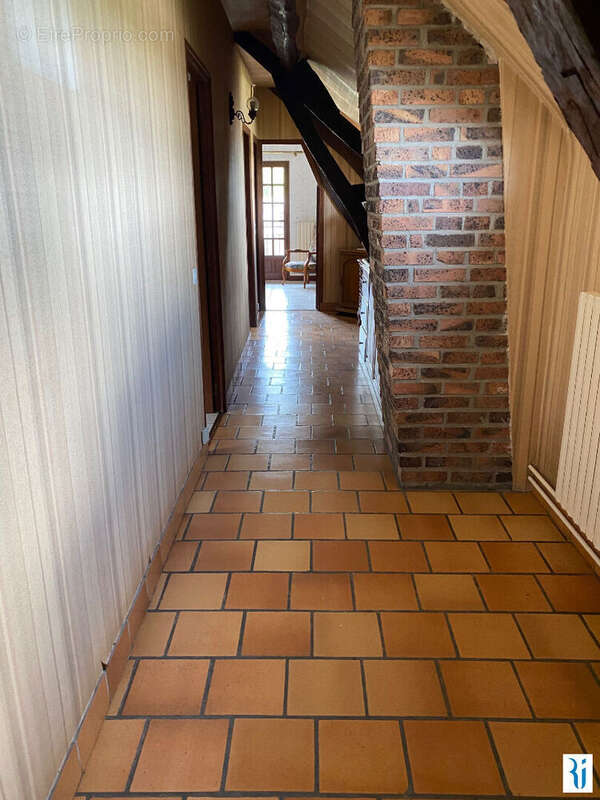 Maison à SAINT-LEGER-DU-BOURG-DENIS