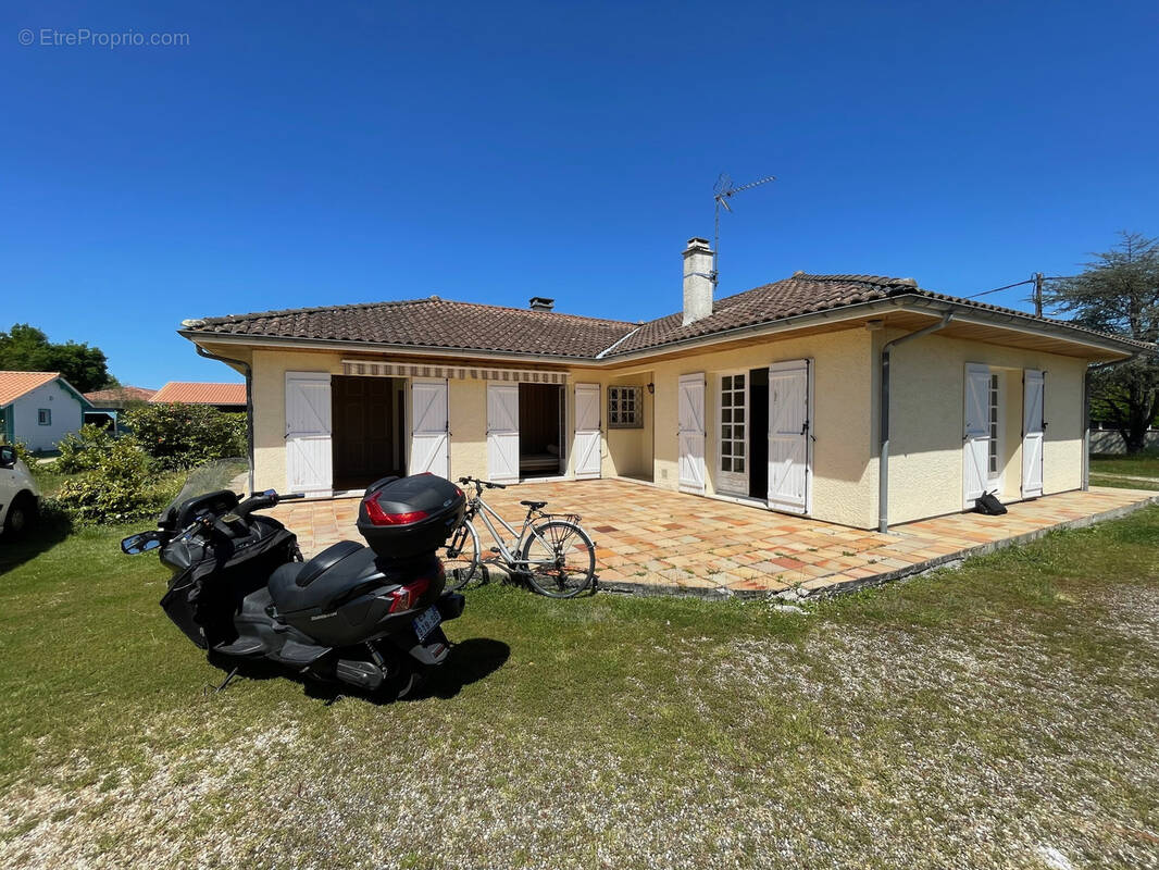 Maison à LE PORGE