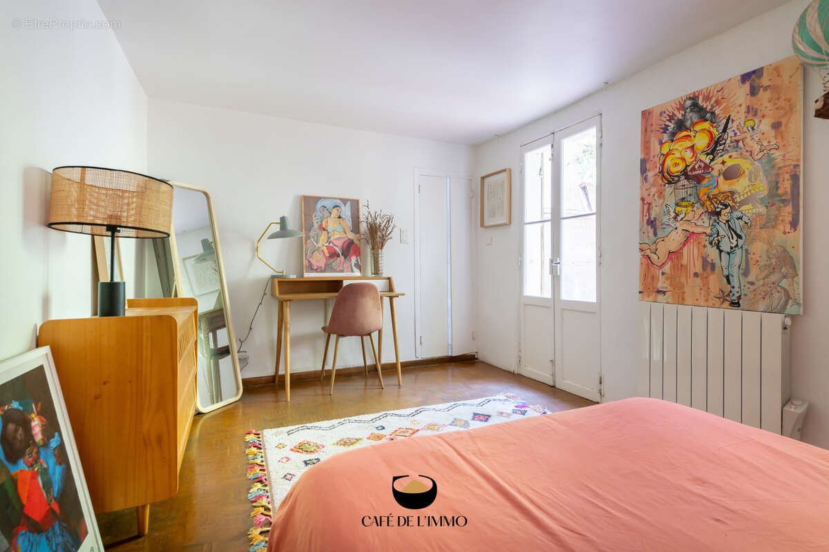 Appartement à MARSEILLE-6E