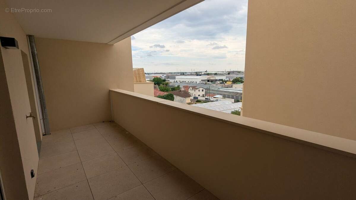 Appartement à CHENOVE