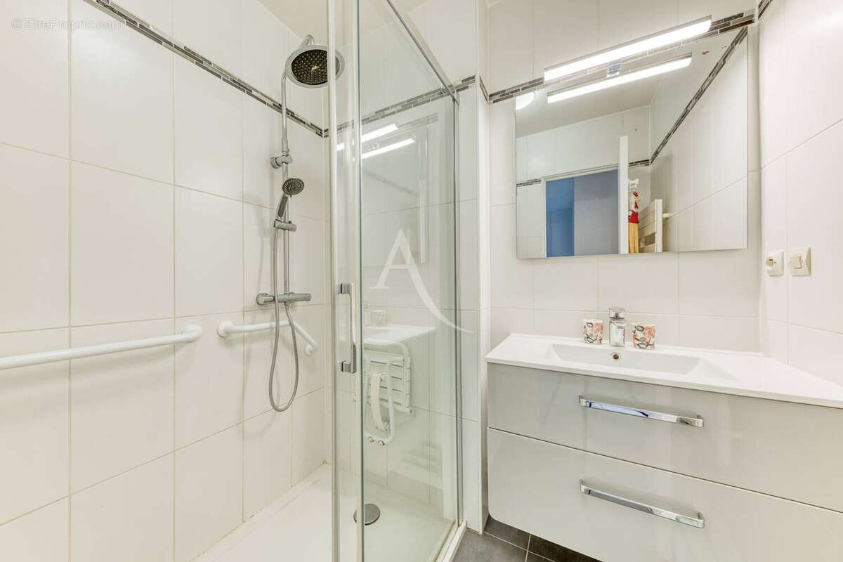 Appartement à OZOIR-LA-FERRIERE