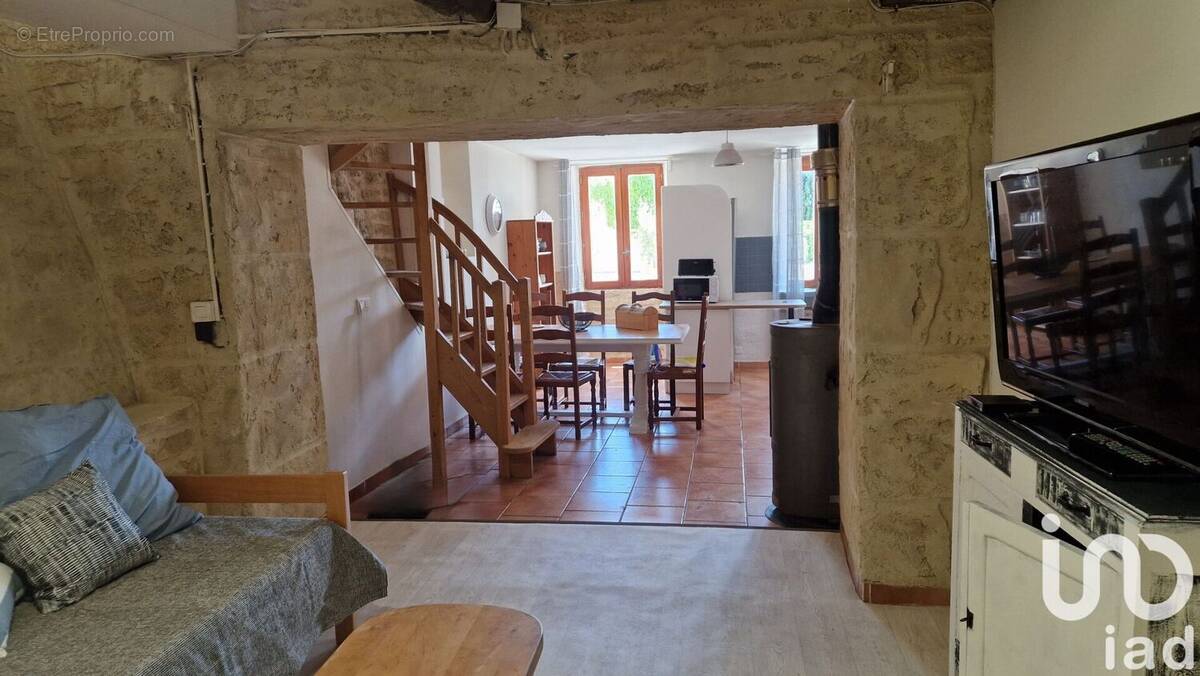 Photo 1 - Appartement à PUIMOISSON