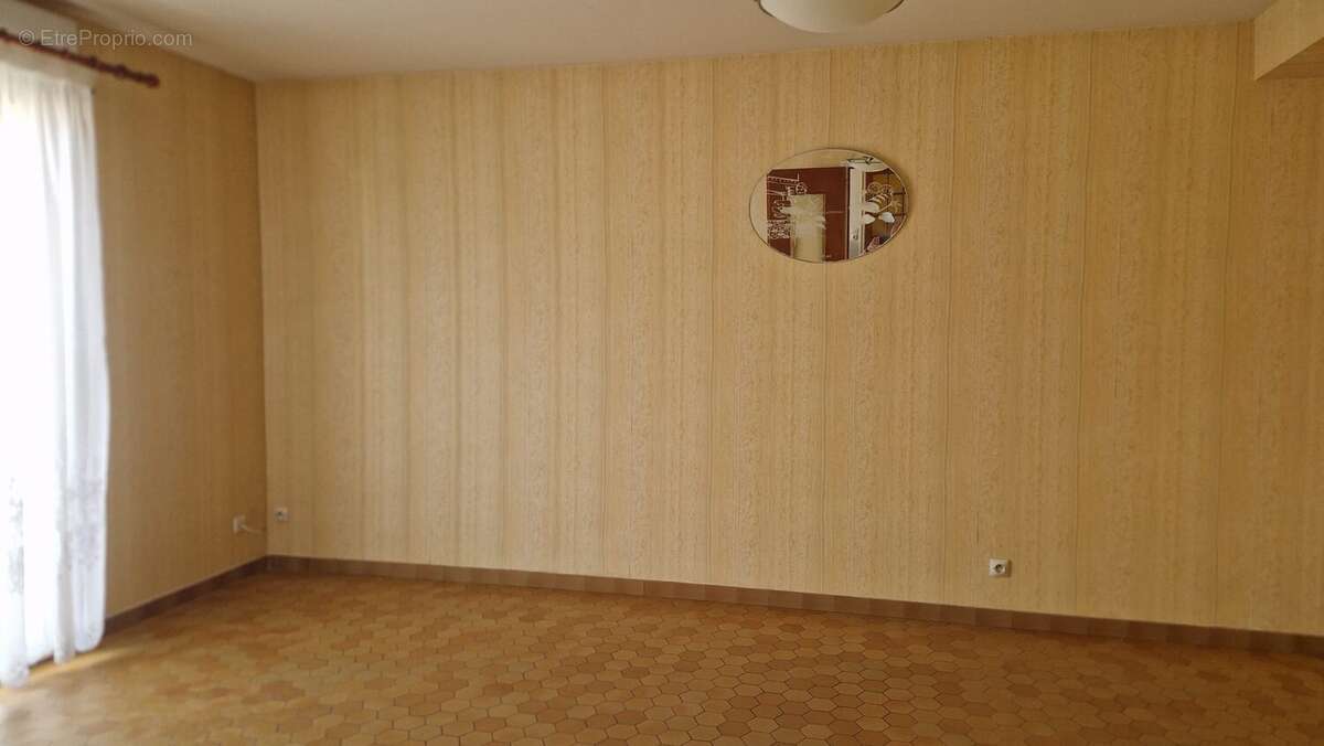 Maison à LES FOUGERETS