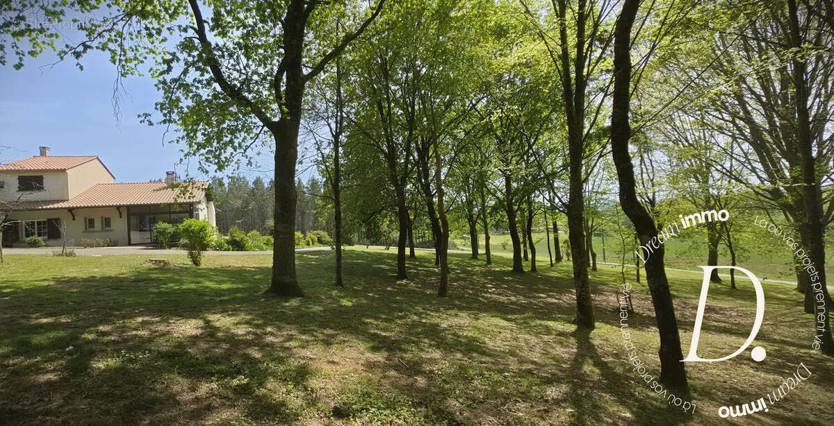 Maison à SAINTE-MARIE-DE-GOSSE