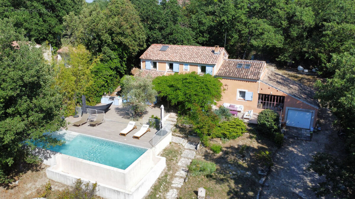 Maison à PERTUIS