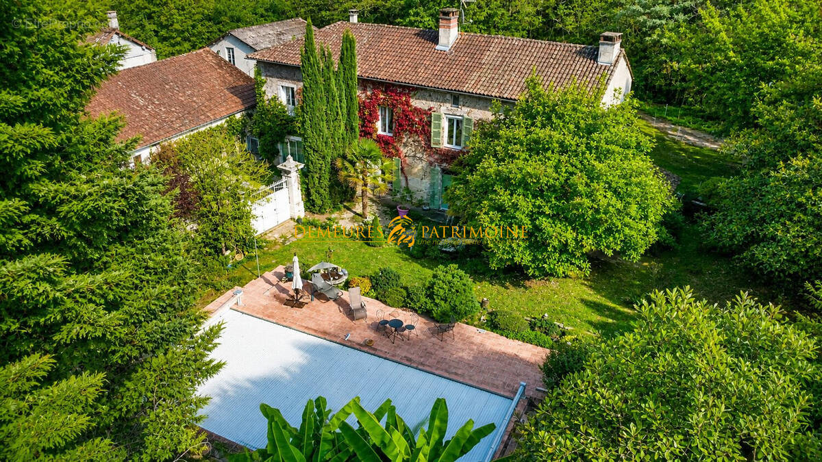 Maison à NONTRON