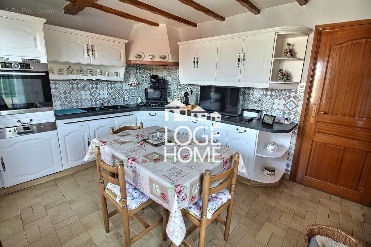 Maison à BRUAY-LA-BUISSIERE