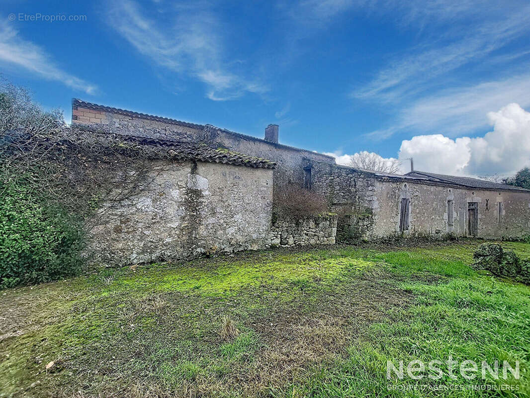 Maison à CASTELNAU-SUR-L'AUVIGNON