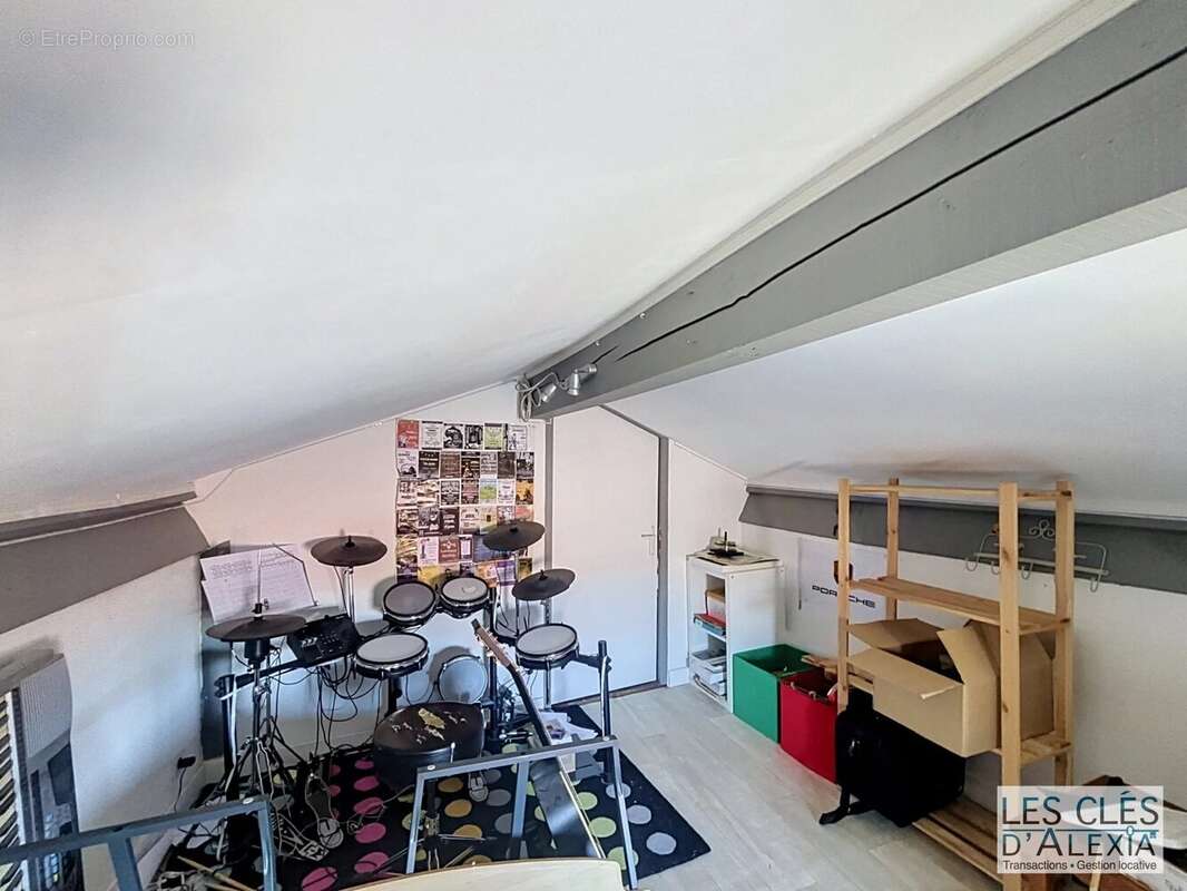 Maison individuelle Centre Village Echalas 98m² - photo 17