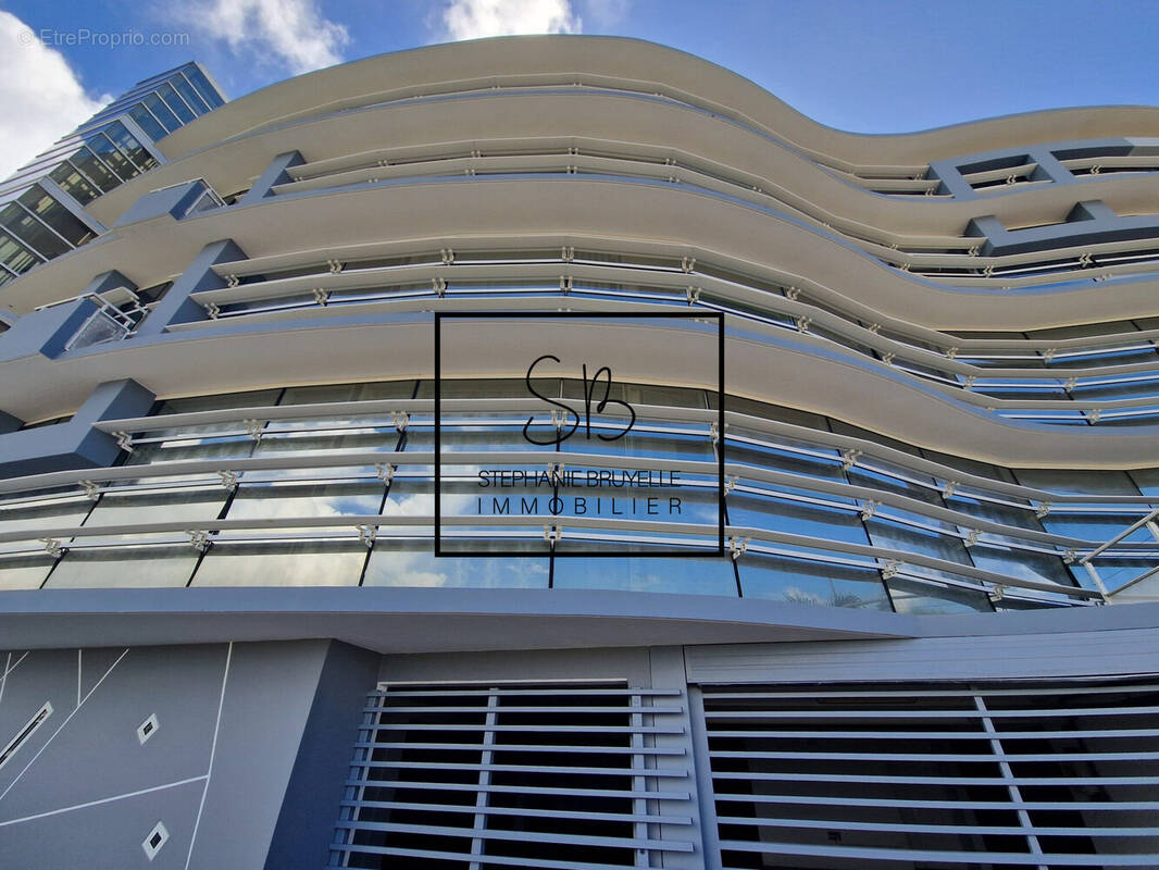 Commerce à FORT-DE-FRANCE