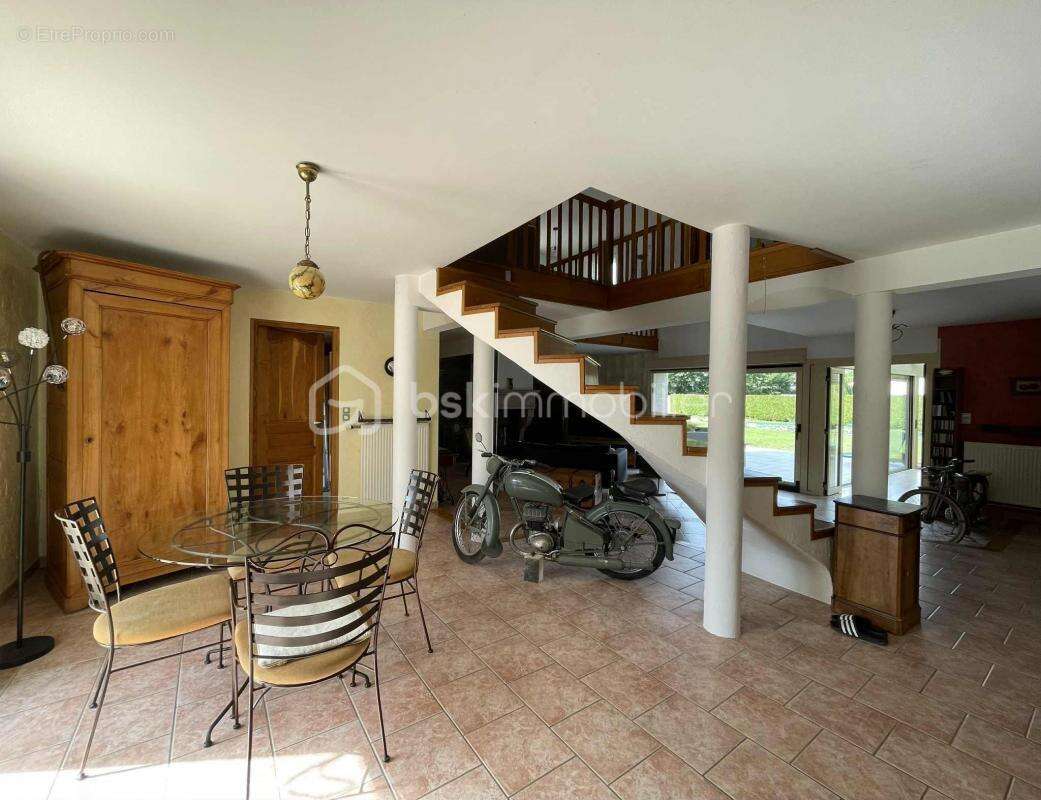 Maison rénovée à vendre - Chevillon - 225 m² - photo 7