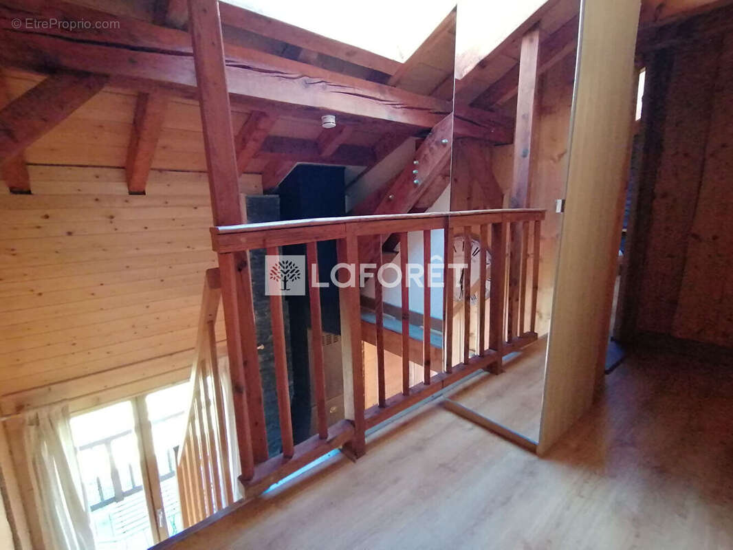 Appartement à LES CHAPELLES