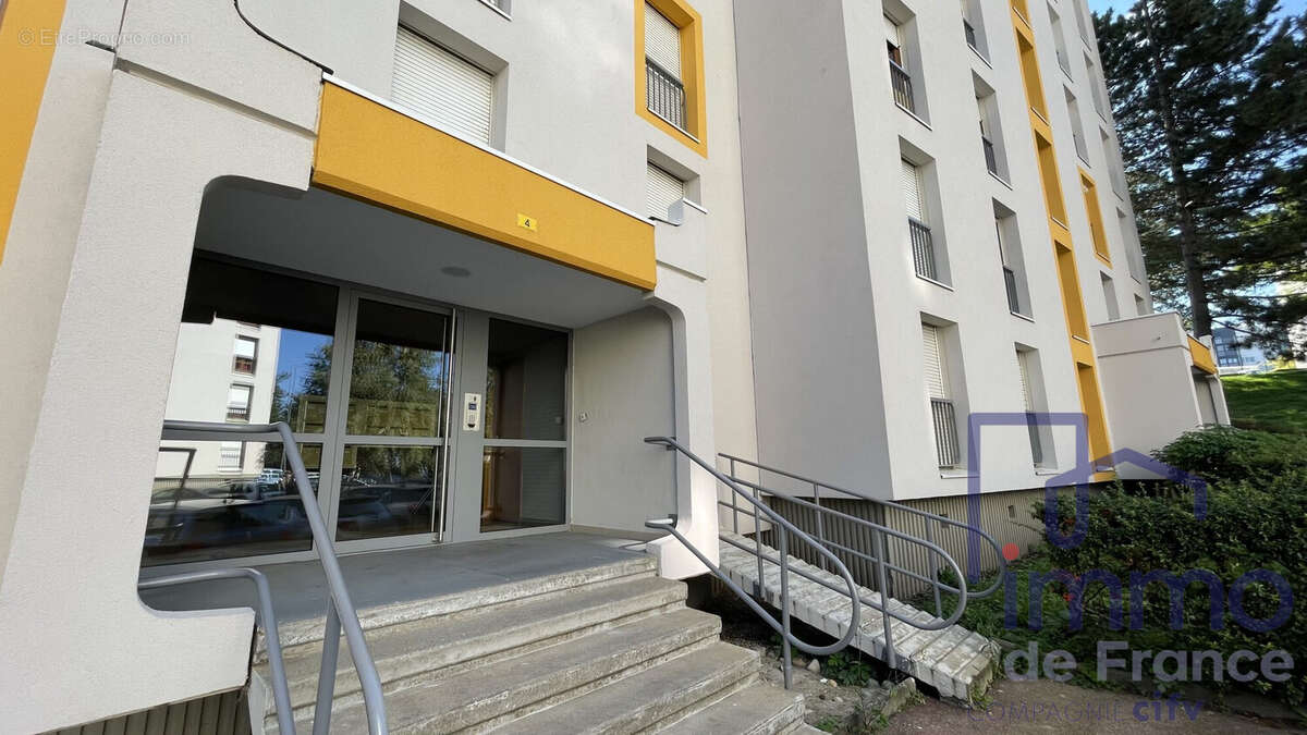 Appartement à SAINT-ETIENNE