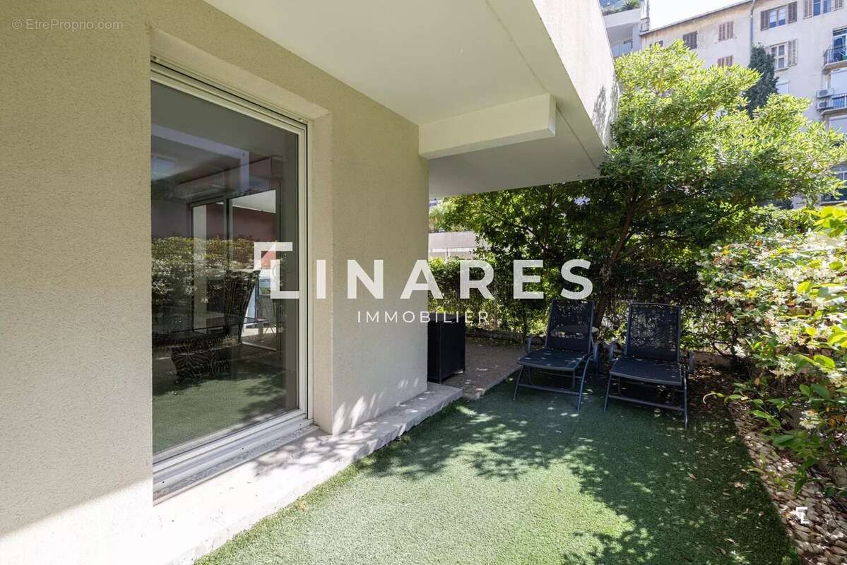 Appartement à MARSEILLE-8E