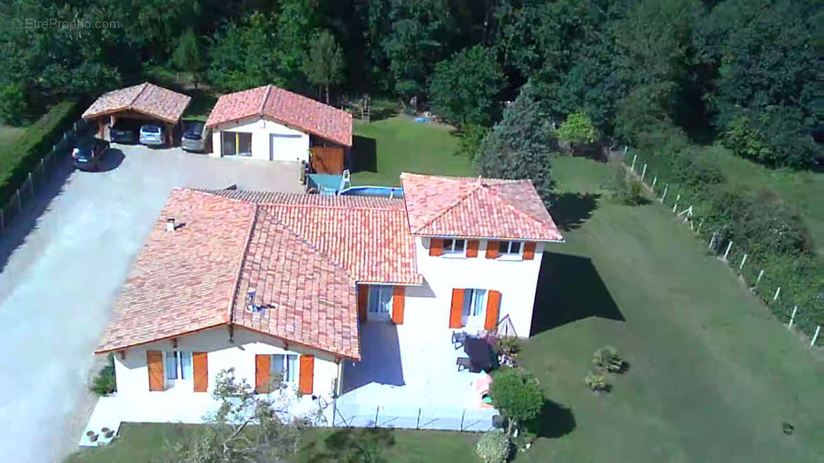 Maison à BERSON