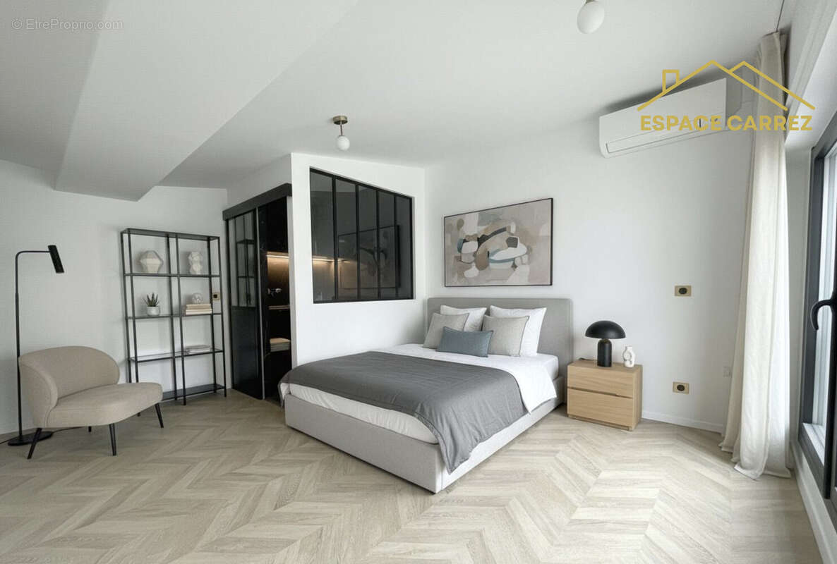 Appartement à LES LILAS