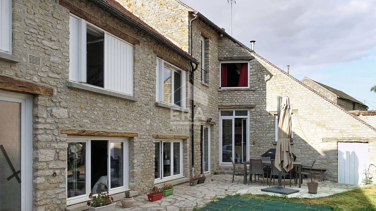 Maison à BONDAROY