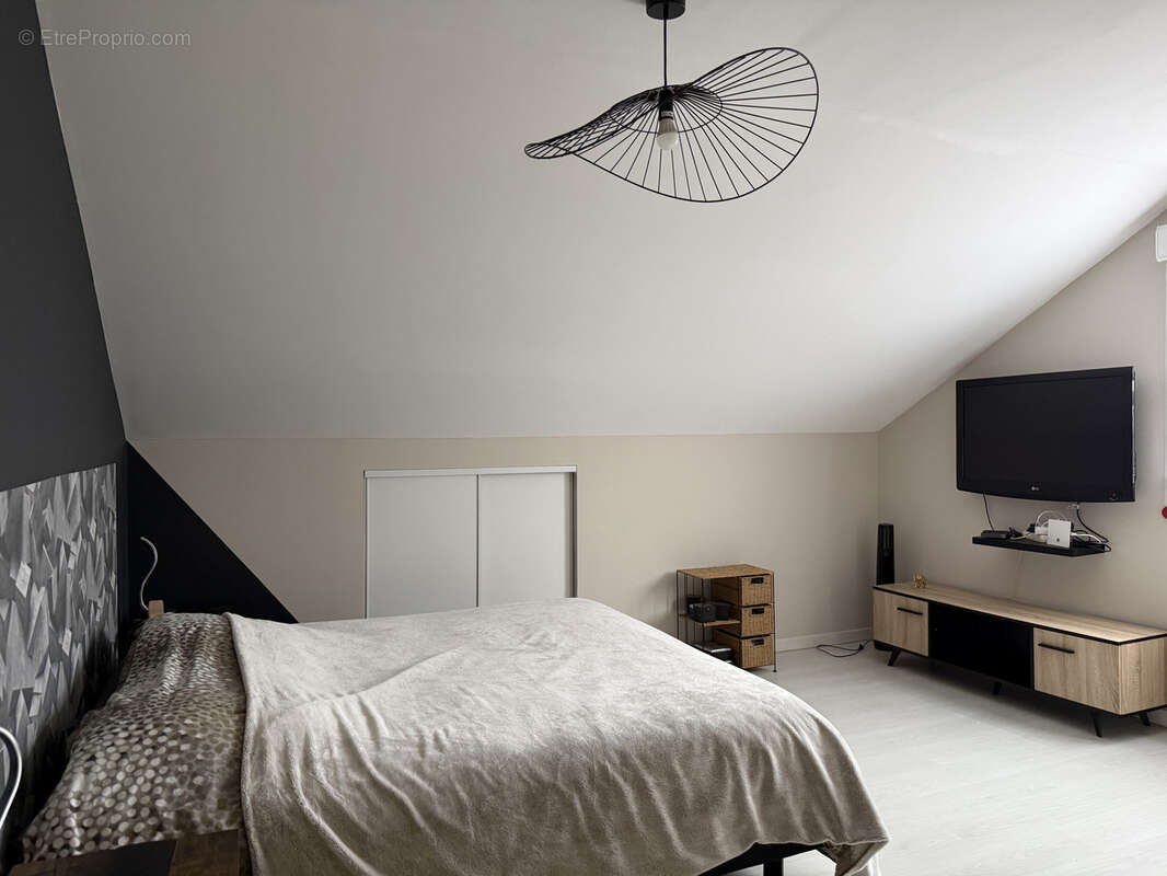 Maison à VILLE-SUR-ILLON