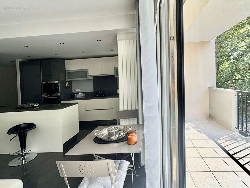 Appartement parc  Salengro Clichy 3 pièce(s) 89 m2 - photo 2