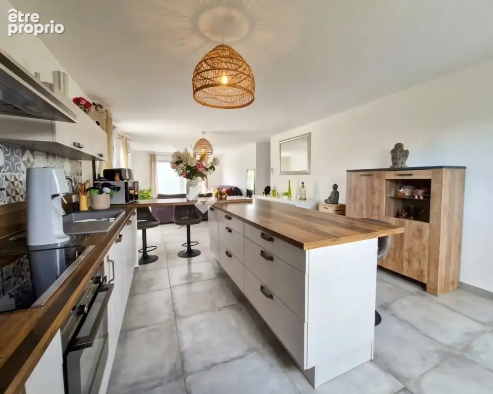 Maison 93 m² à Trouillas  - photo 3