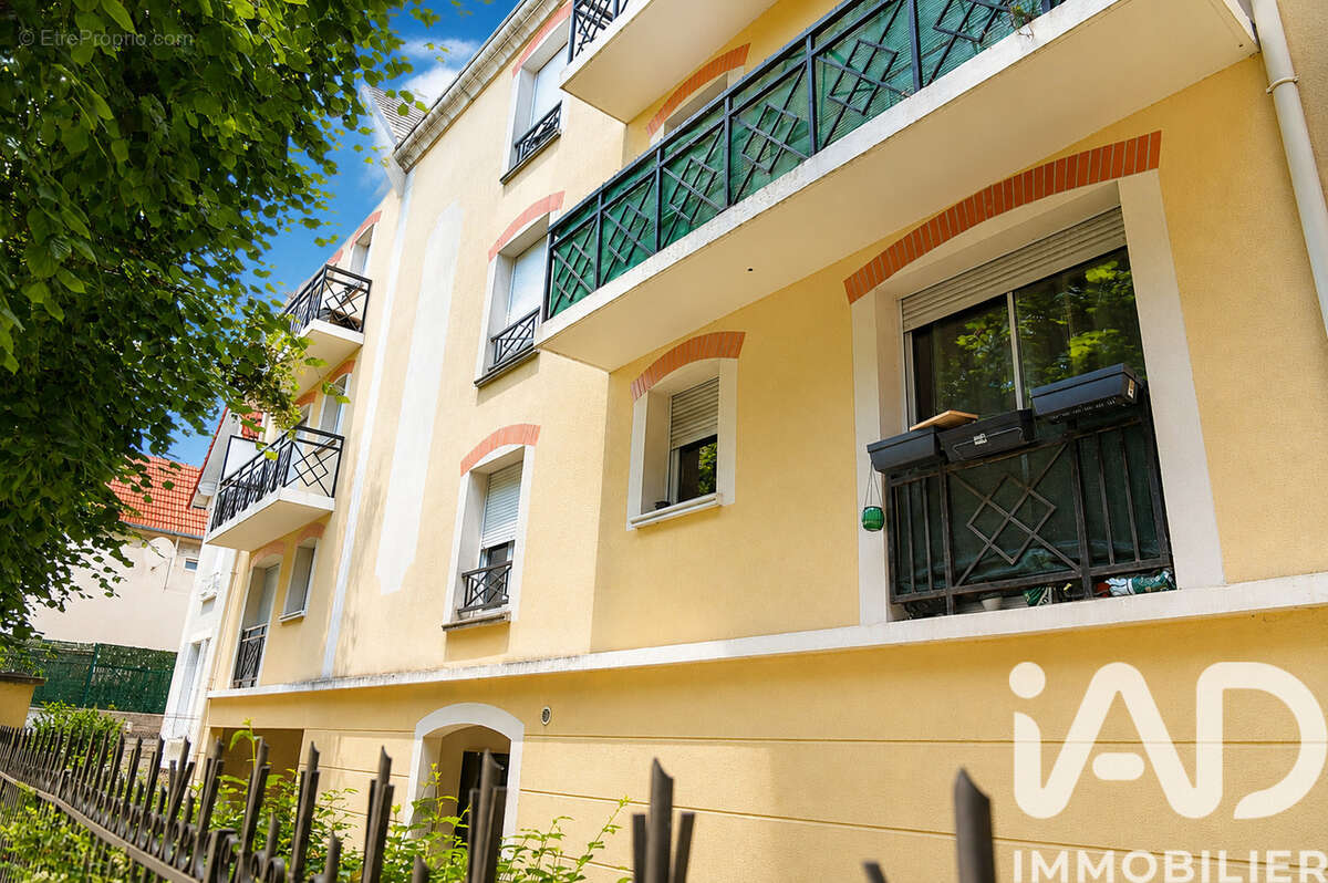 Photo 9 - Appartement à VILLEMOMBLE