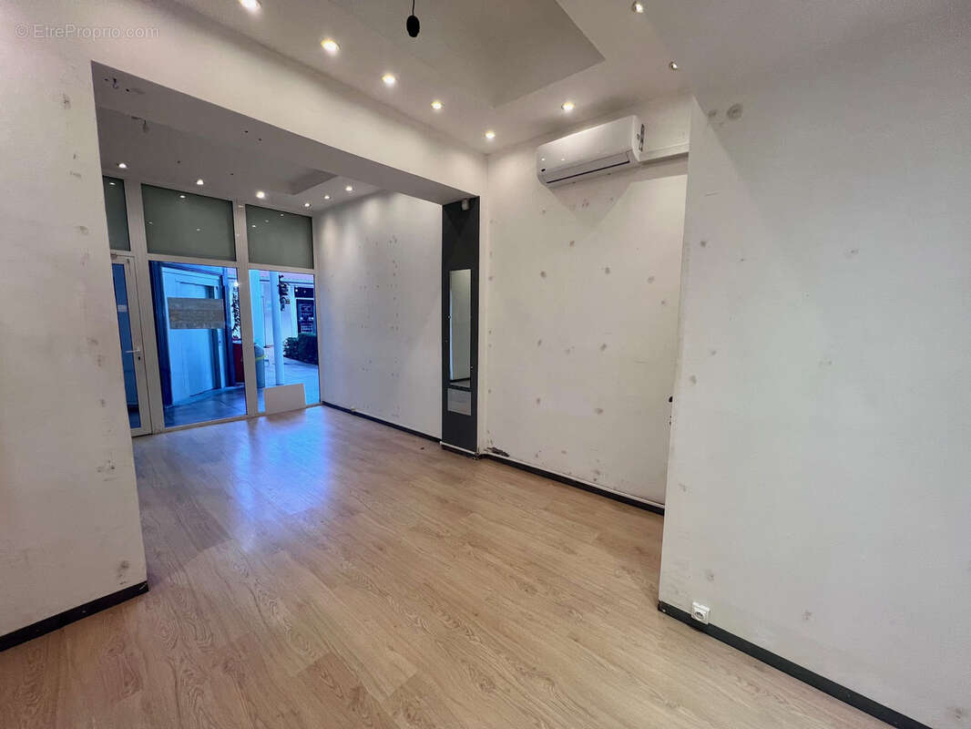 Commerce à SAINT-FRANCOIS