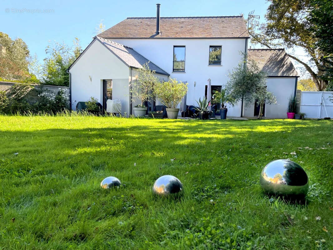 Maison à LA CHAPELLE-SUR-ERDRE