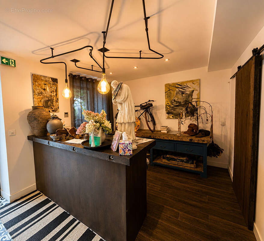 PLOUDALMEZEAU - Magnifique Maison de Maître en pierre de 182 m² - photo 12
