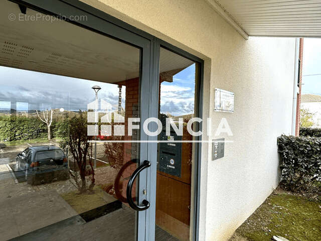 Appartement à PUJOLS