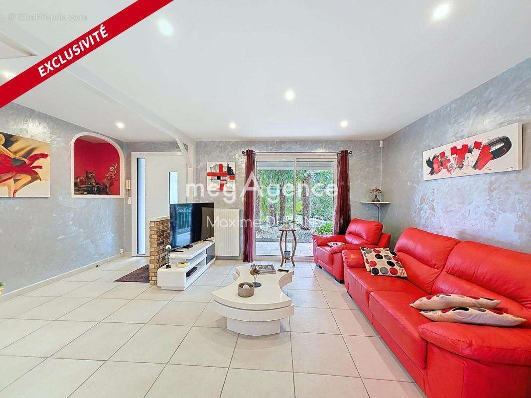 Maison à LA ROMAGNE