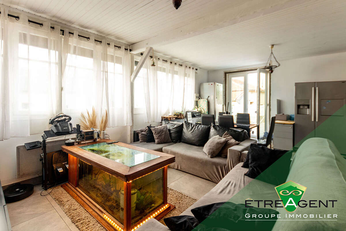 Commerce à MONTMORENCY