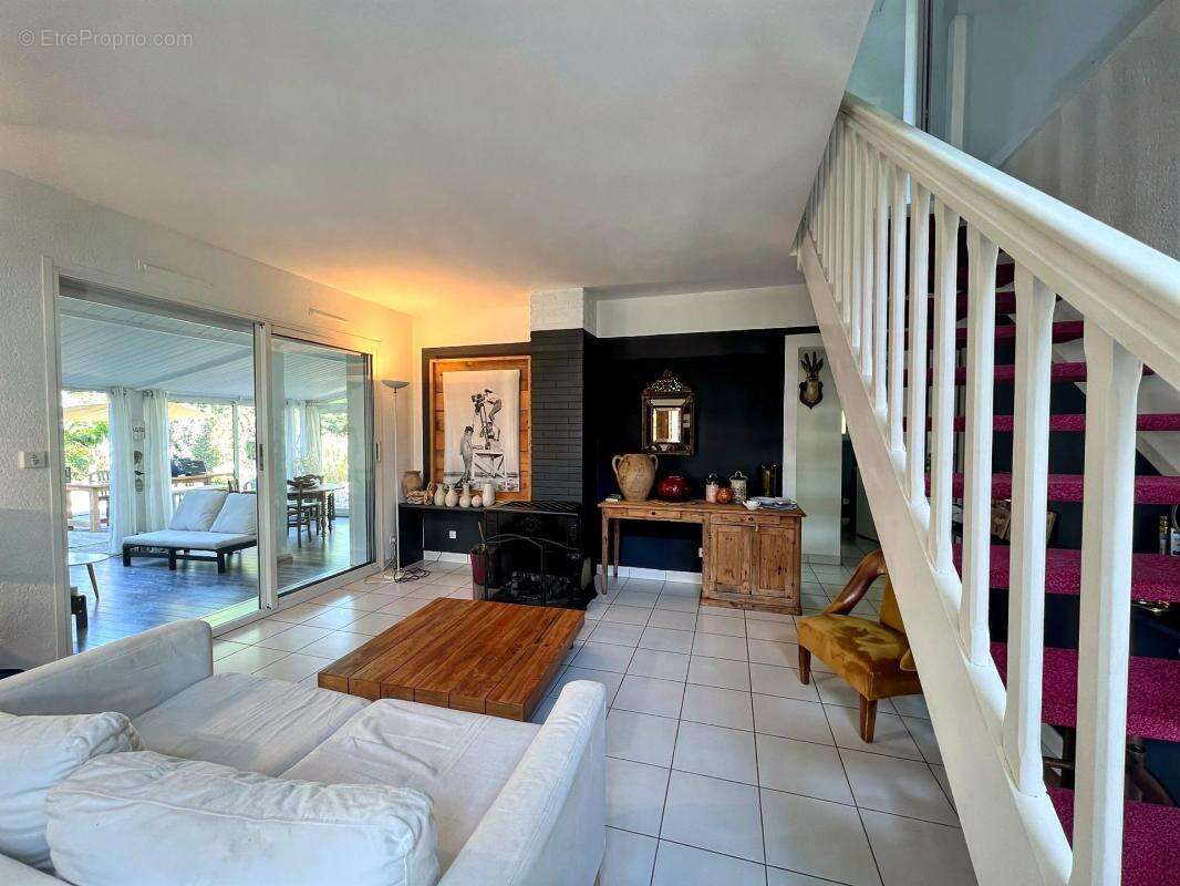 Jard-sur-Mer — Maison 162 m²  Terrain 950 m²  Plage à pied - photo 4